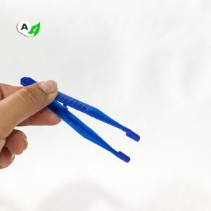 Pinza plástica tienda quillants